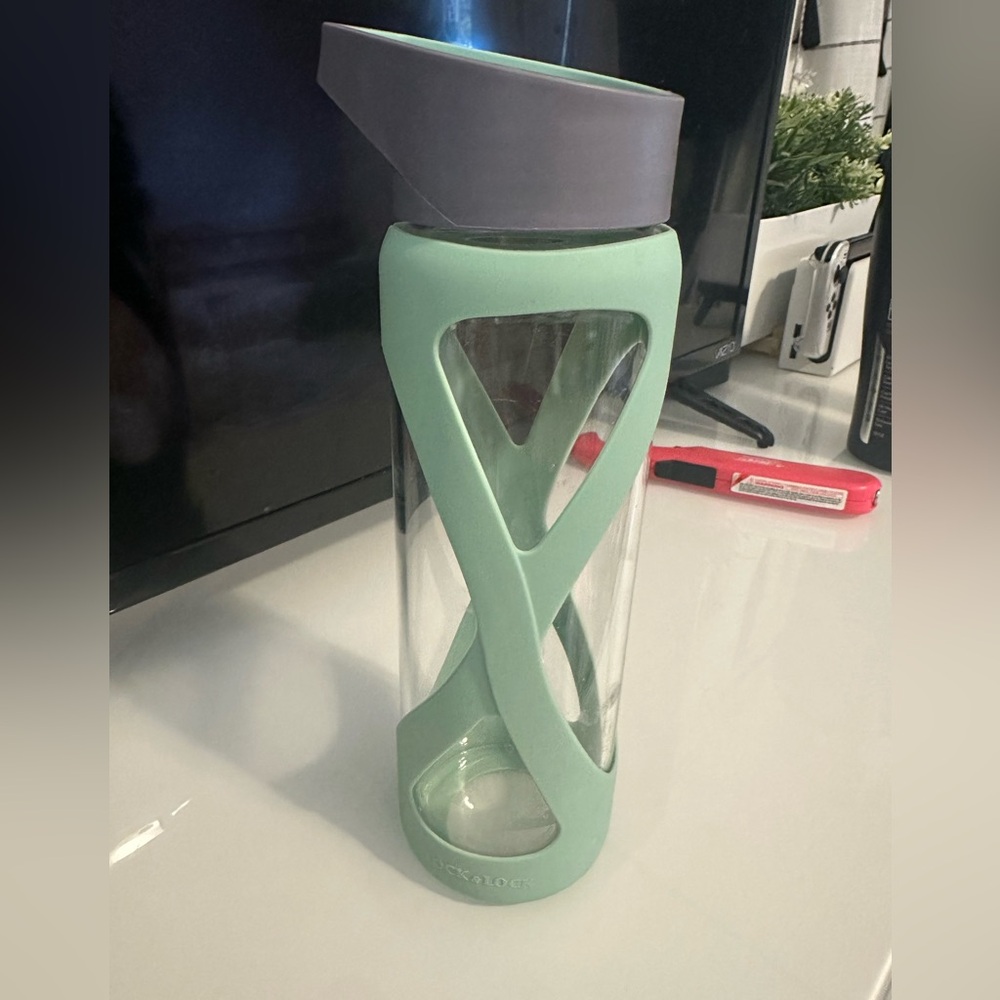 Lock & lock water jug